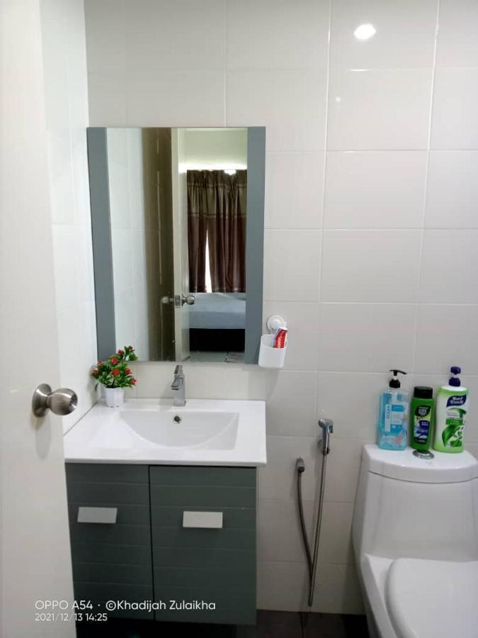 Risqi Apartment 2 Bedroom Wakaf Che Yeh Kota Bharu Exterior photo